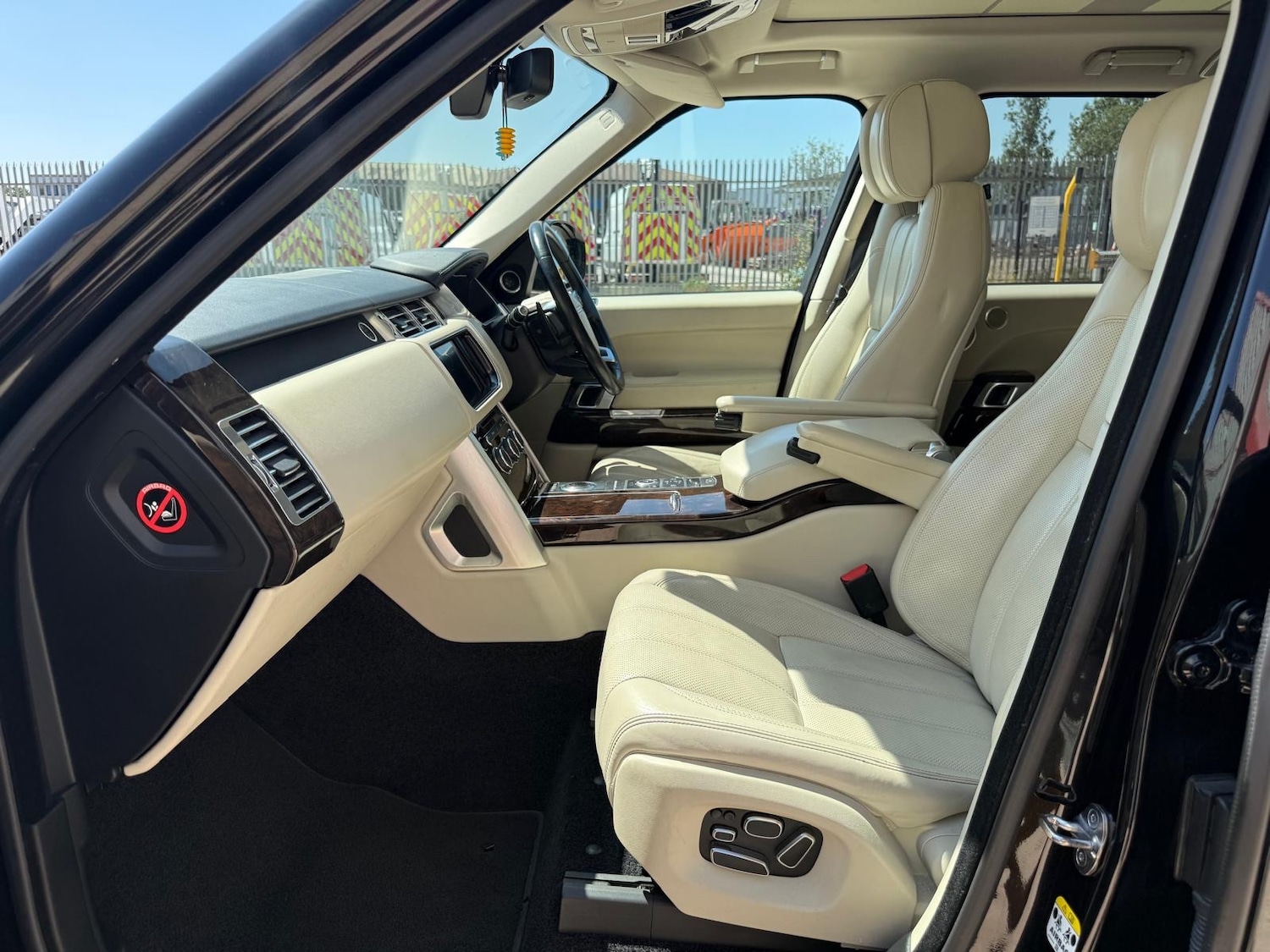 Used Land Rover Range Rover 2013 for sale - 76541649: Photo 9