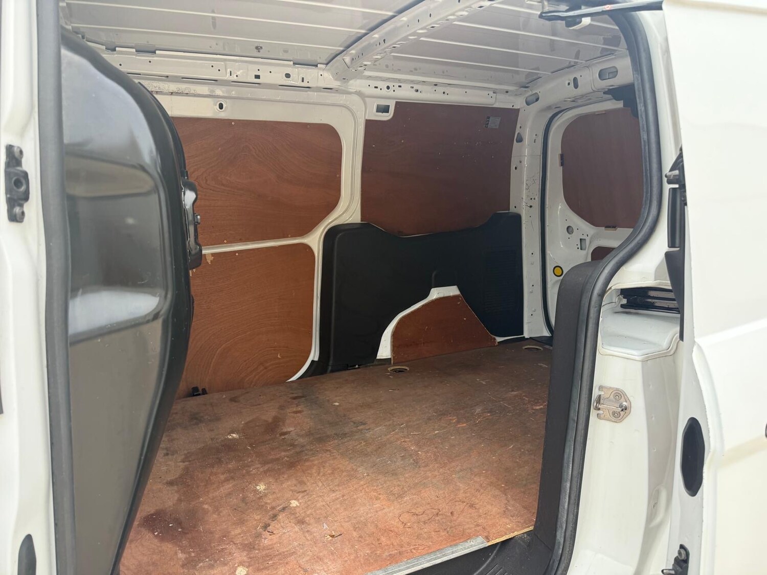 Used Ford Transit Connect 2018 for sale - 76541631: Photo 18