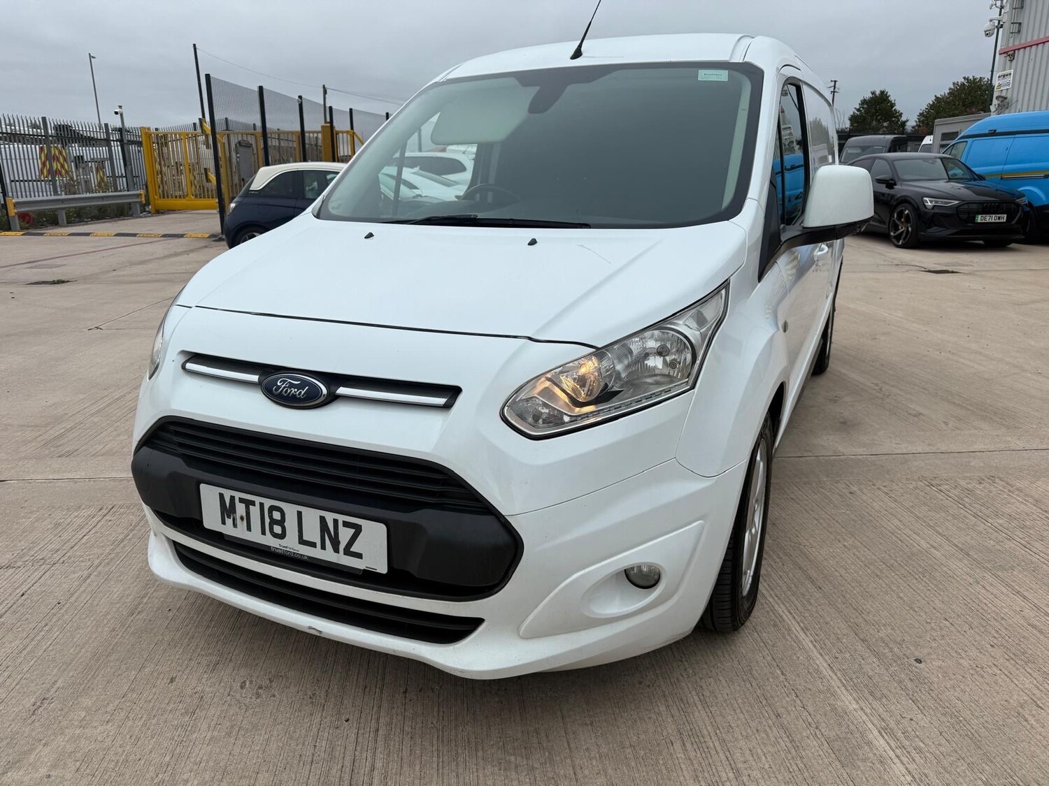 Used Ford Transit Connect 2018 for sale - 76541631: Photo 8