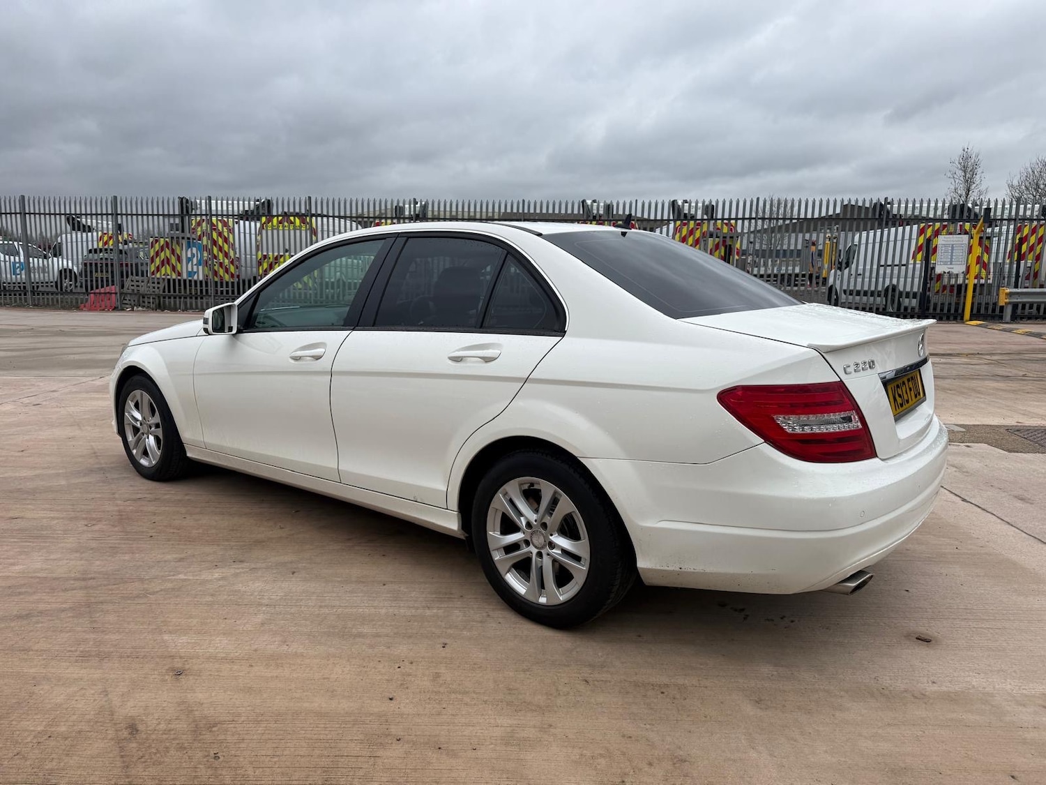 Used Mercedes-Benz C Class 2013 for sale - 77326180: Photo 10