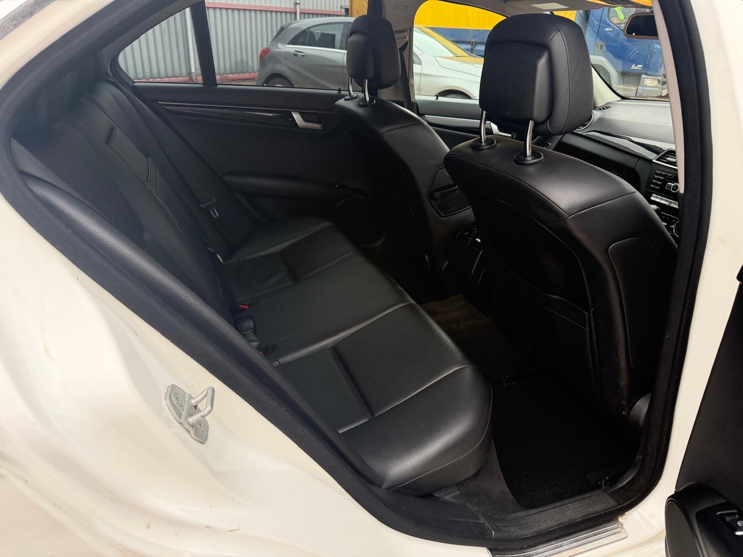 Used Mercedes-Benz C Class 2013 for sale - 77326180: Photo 16