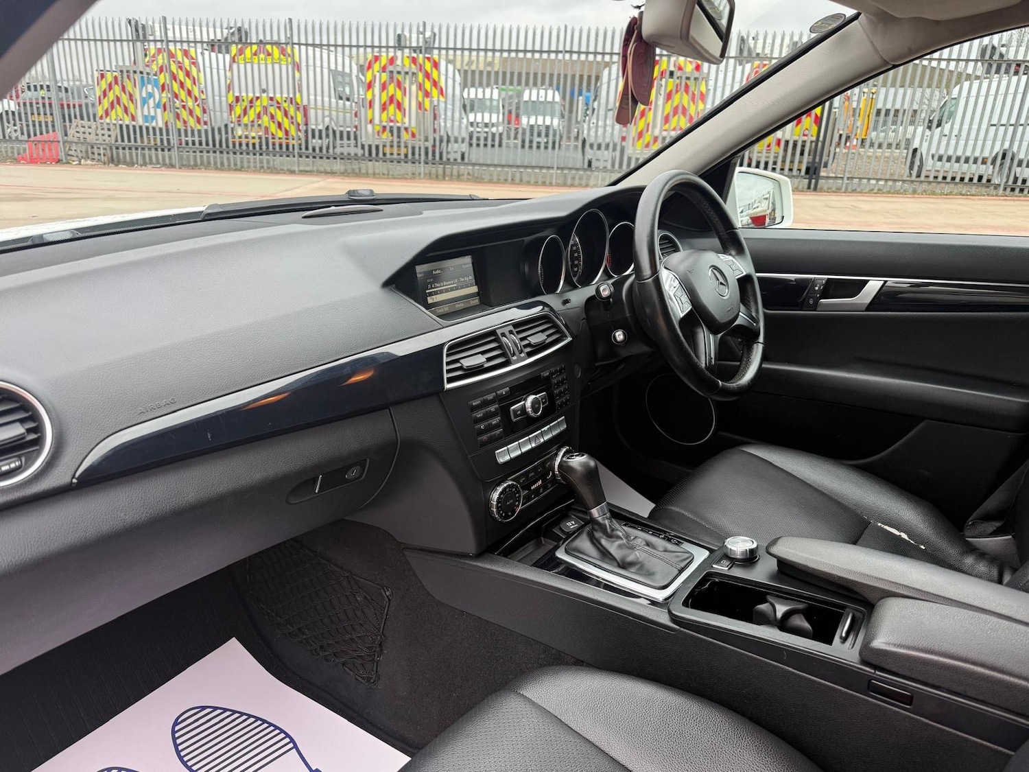 Used Mercedes-Benz C Class 2013 for sale - 77326180: Photo 18