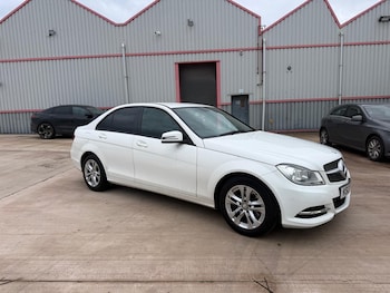 Used Mercedes-Benz C Class 2013 for sale - 77326180: Photo