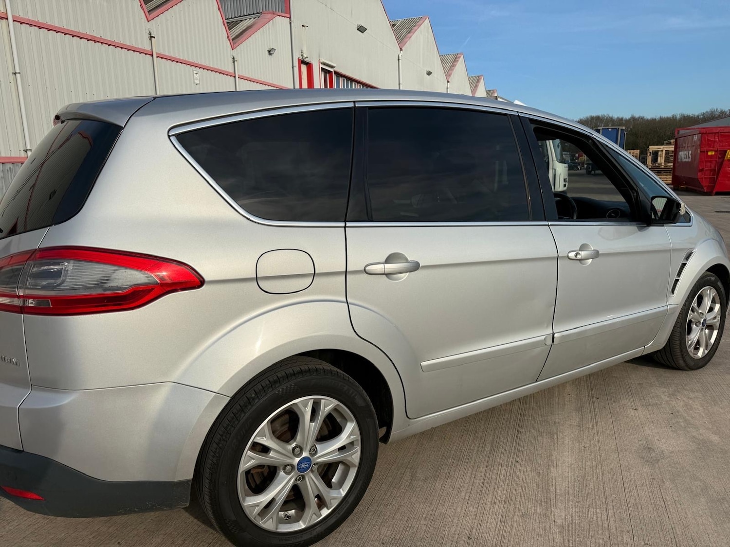 Used Ford S-Max 2015 for sale - 77934586: Photo 15