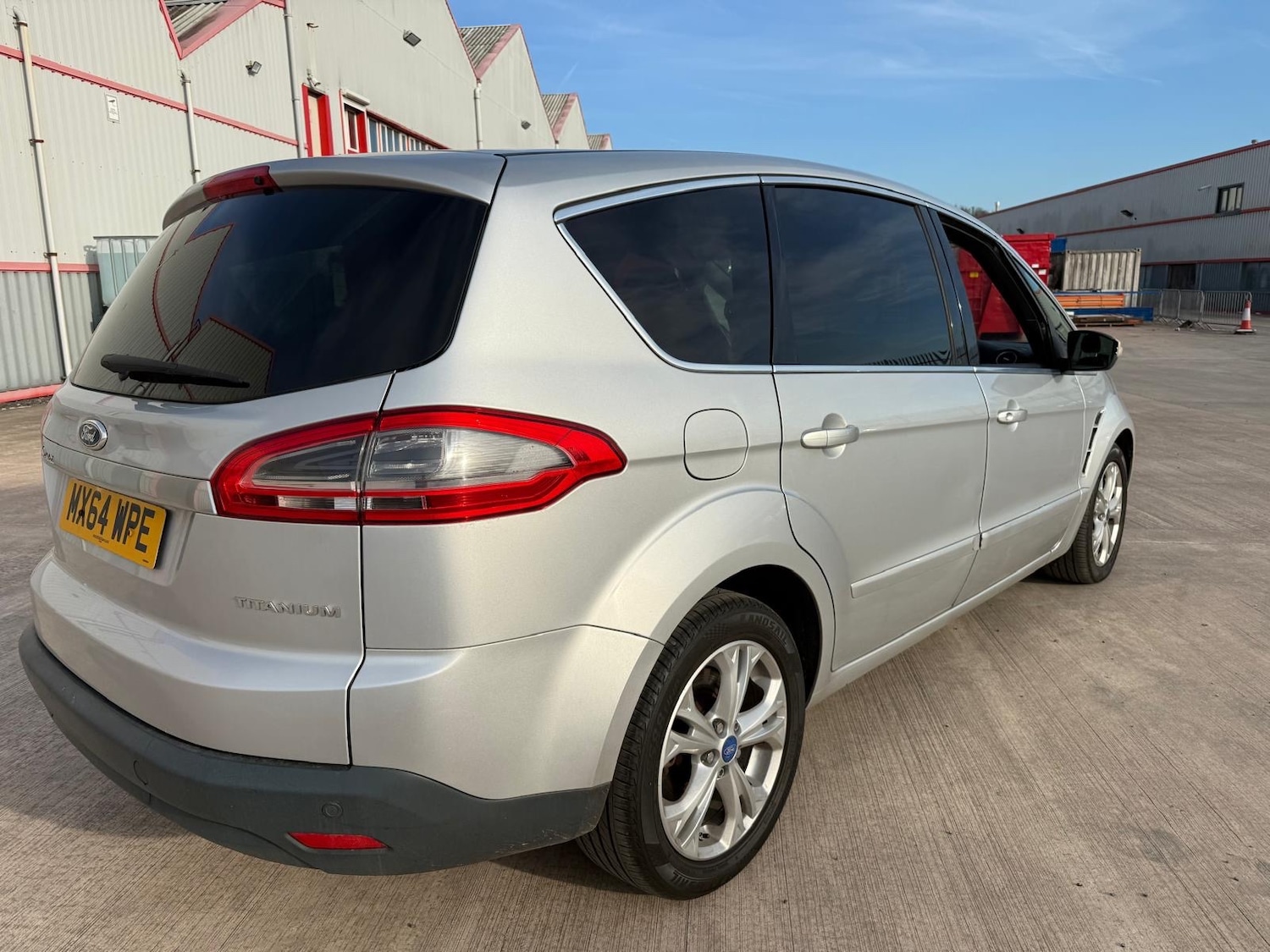 Used Ford S-Max 2015 for sale - 77934586: Photo 16