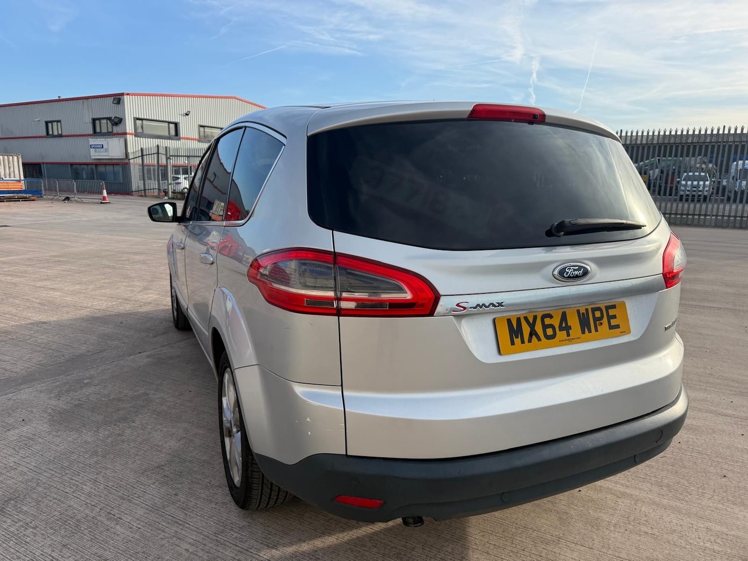 Used Ford S-Max 2015 for sale - 77934586: Photo 17