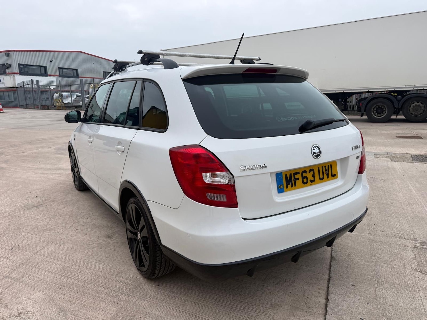 Used Skoda Fabia 2013 for sale - 77325302: Photo 13