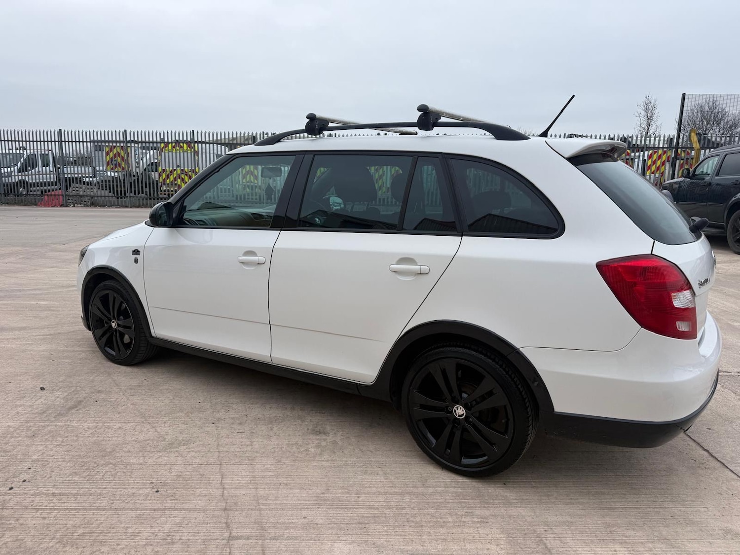 Used Skoda Fabia 2013 for sale - 77325302: Photo 14