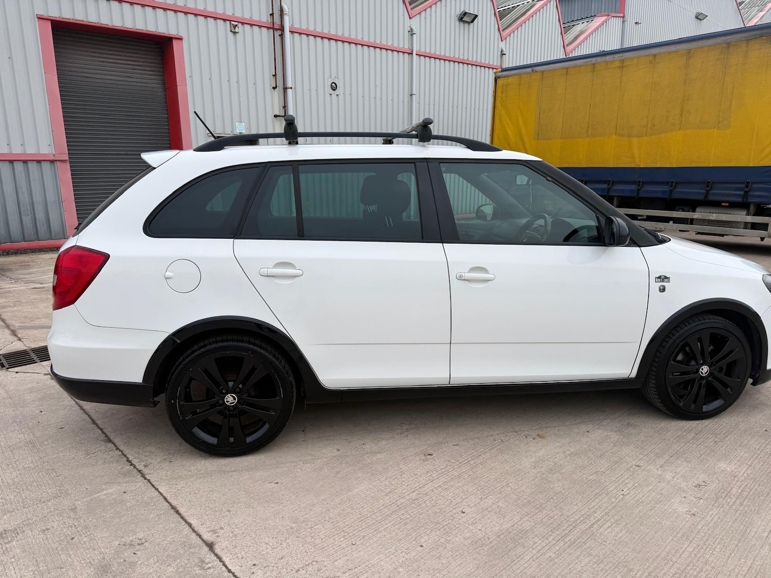 Used Skoda Fabia 2013 for sale - 77325302: Photo 20