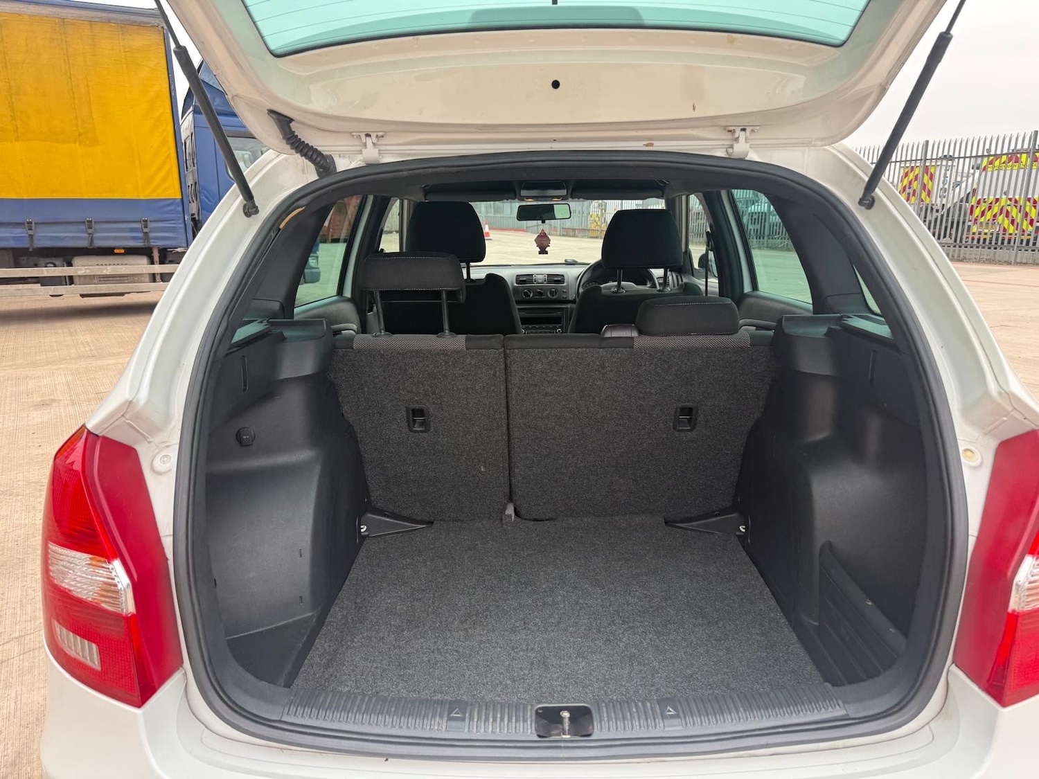 Used Skoda Fabia 2013 for sale - 77325302: Photo 24