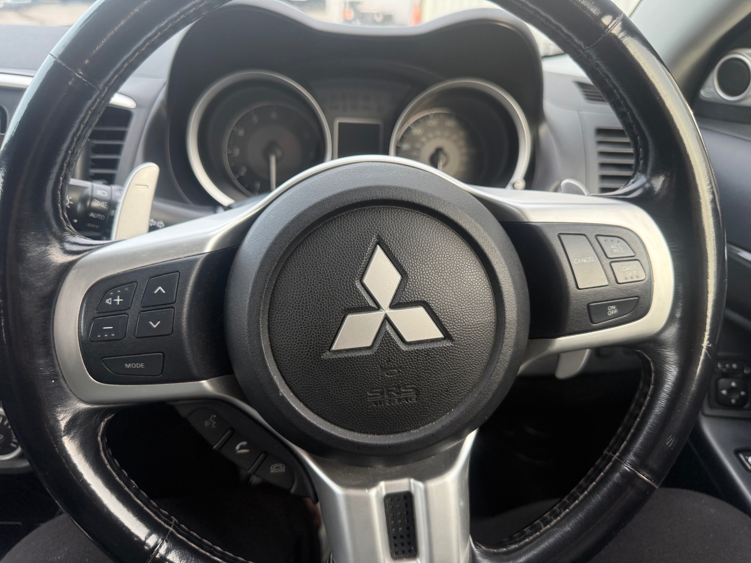 Used Mitsubishi Lancer 2011 for sale - 77392124: Photo 34