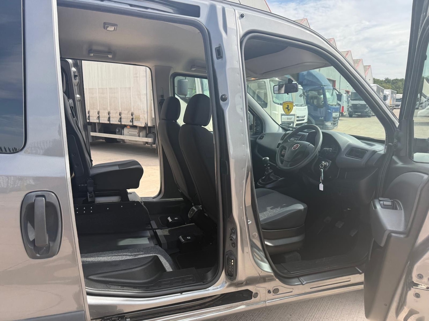 Used Fiat Doblo 2019 for sale - 76541505: Photo 19