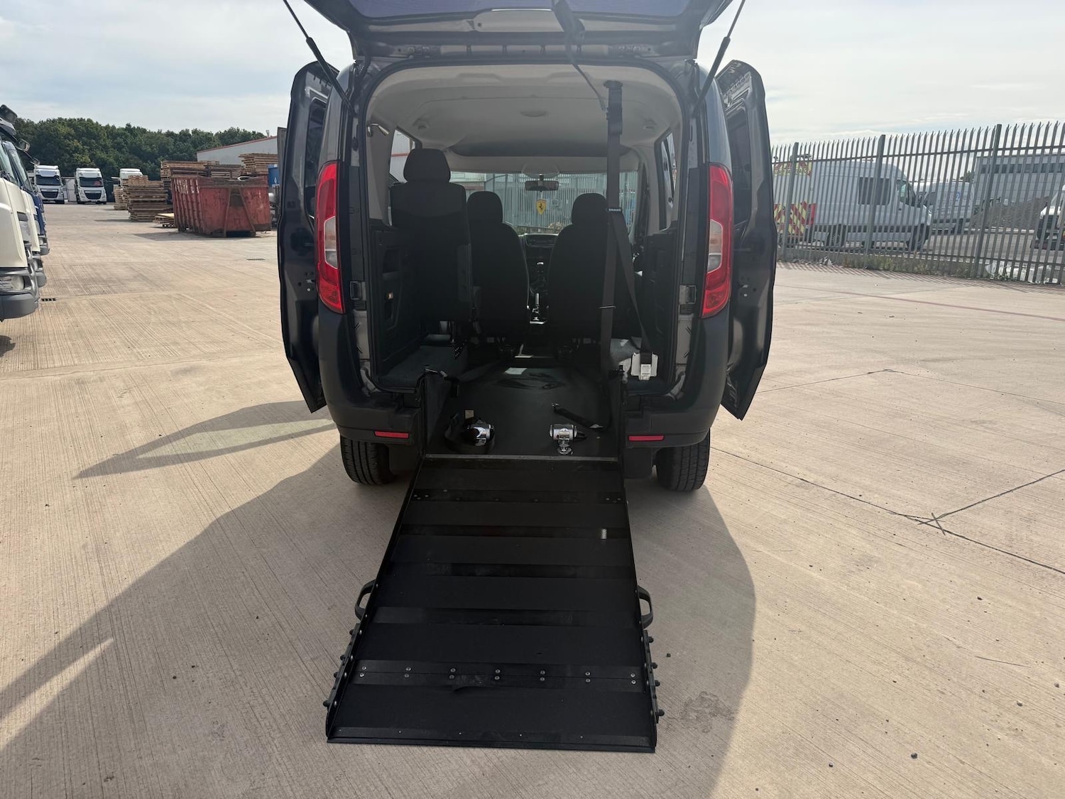 Used Fiat Doblo 2019 for sale - 76541505: Photo 22