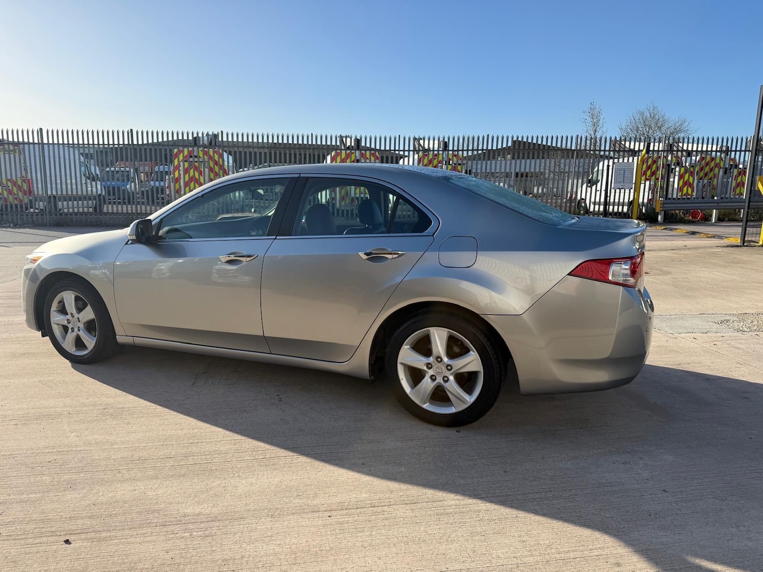 Used Honda Accord 2011 for sale - 76693064: Photo 8