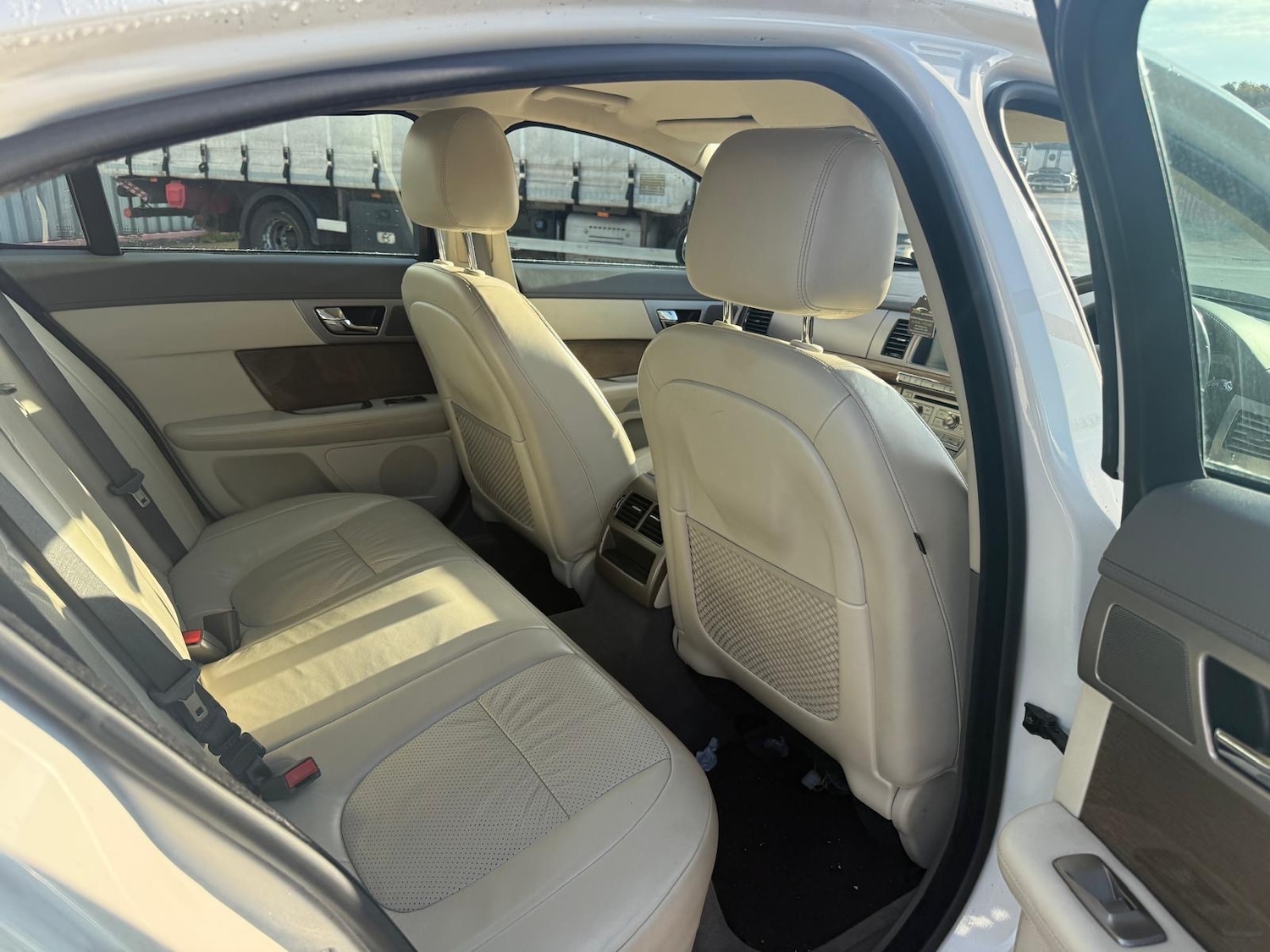 Used Jaguar XF 2009 for sale - 76541171: Photo 10