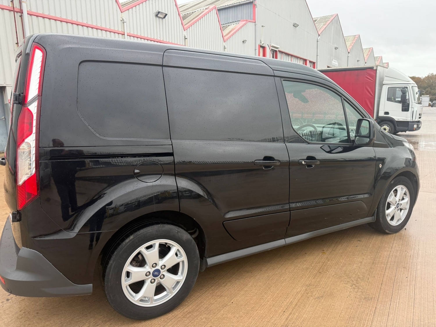 Used Ford Transit Connect 2016 for sale - 76541769: Photo 17