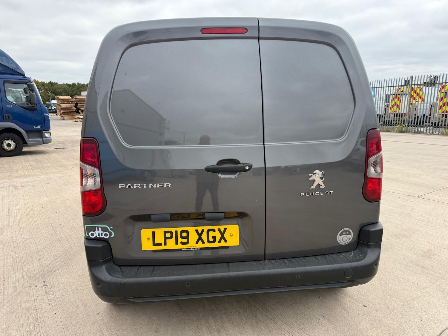 Used Peugeot Partner 2019 for sale - 76541366: Photo 10