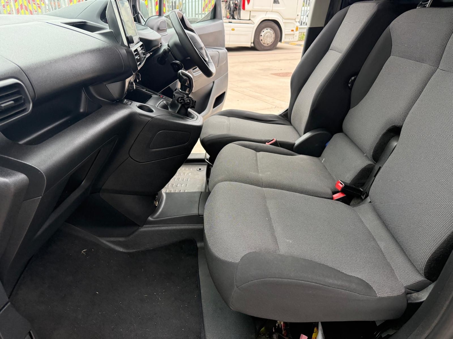 Used Peugeot Partner 2019 for sale - 76541366: Photo 20