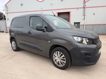 Used Peugeot Partner 2019 for sale - 76541366: Photo