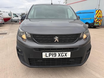 Used Peugeot Partner 2019 for sale - 76541366: Photo