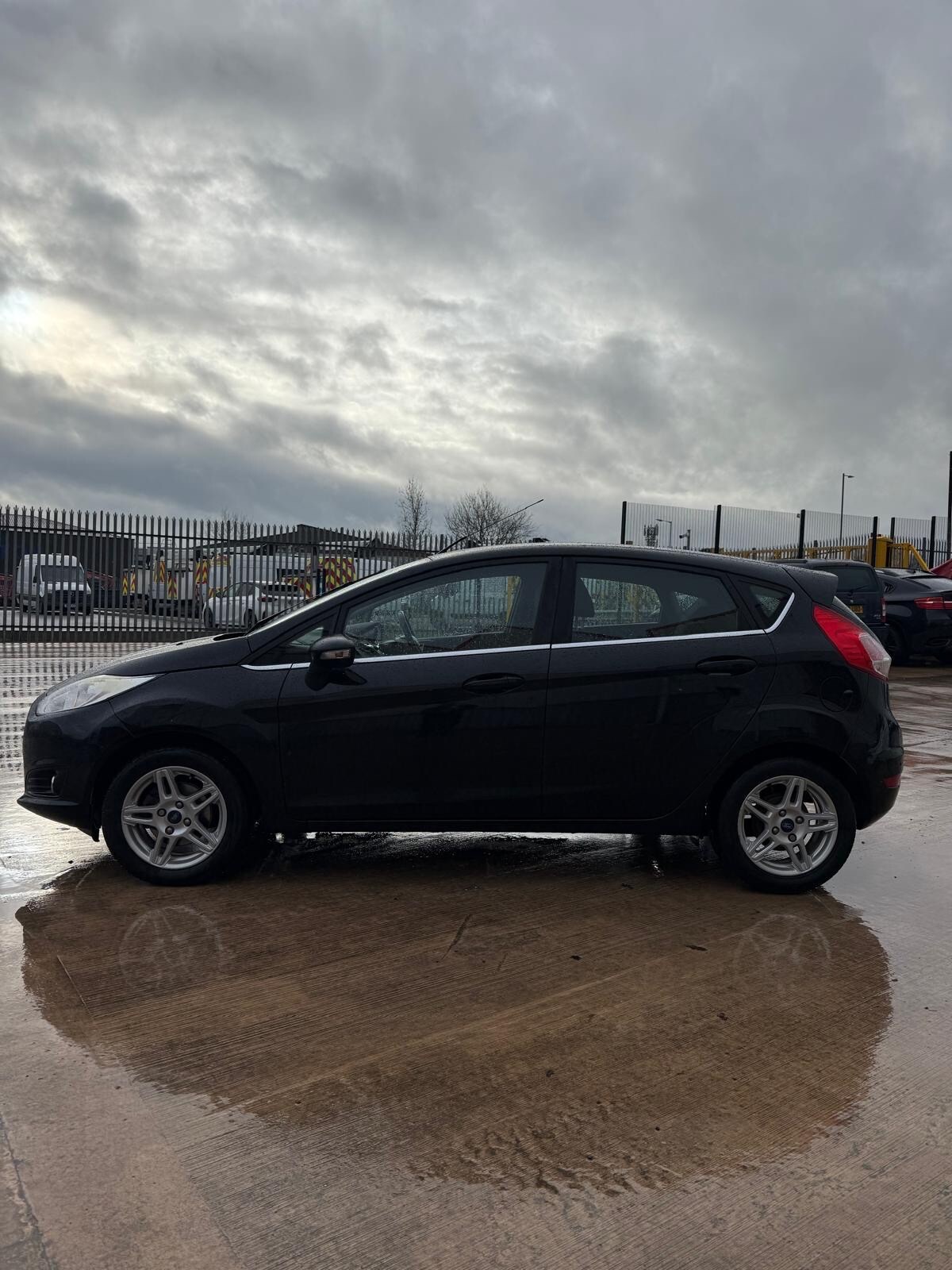 Used Ford Fiesta 2014 for sale - 77532318: Photo 11