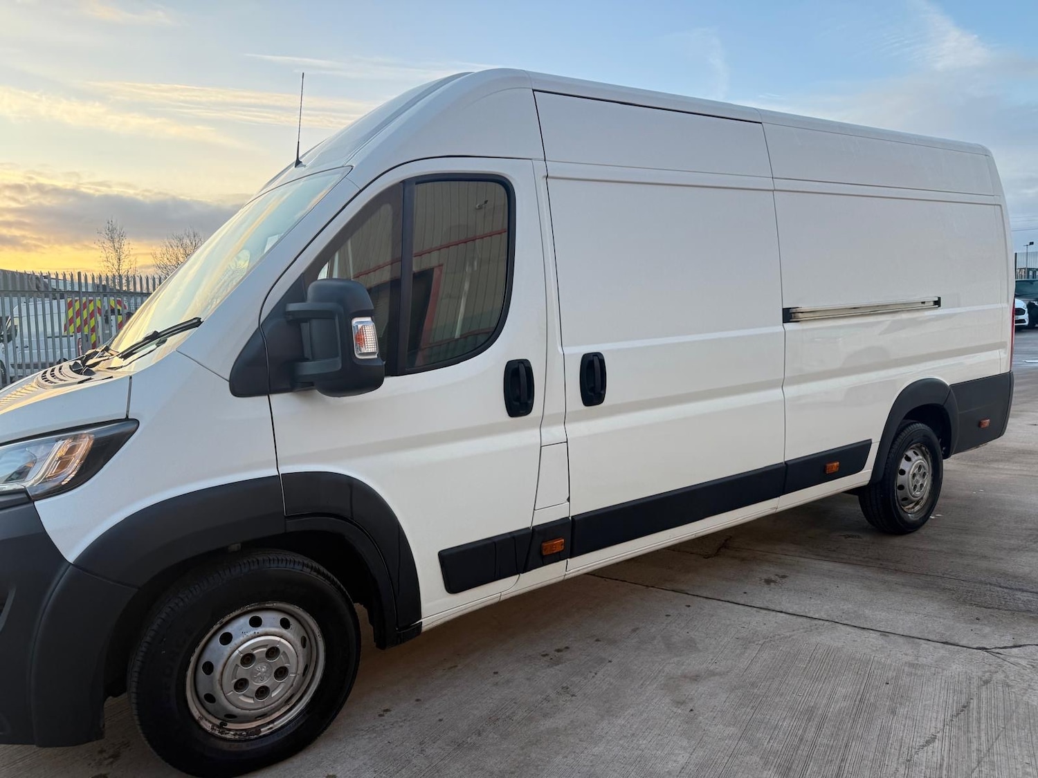 Used Peugeot Boxer 2020 for sale - 76799078: Photo 4
