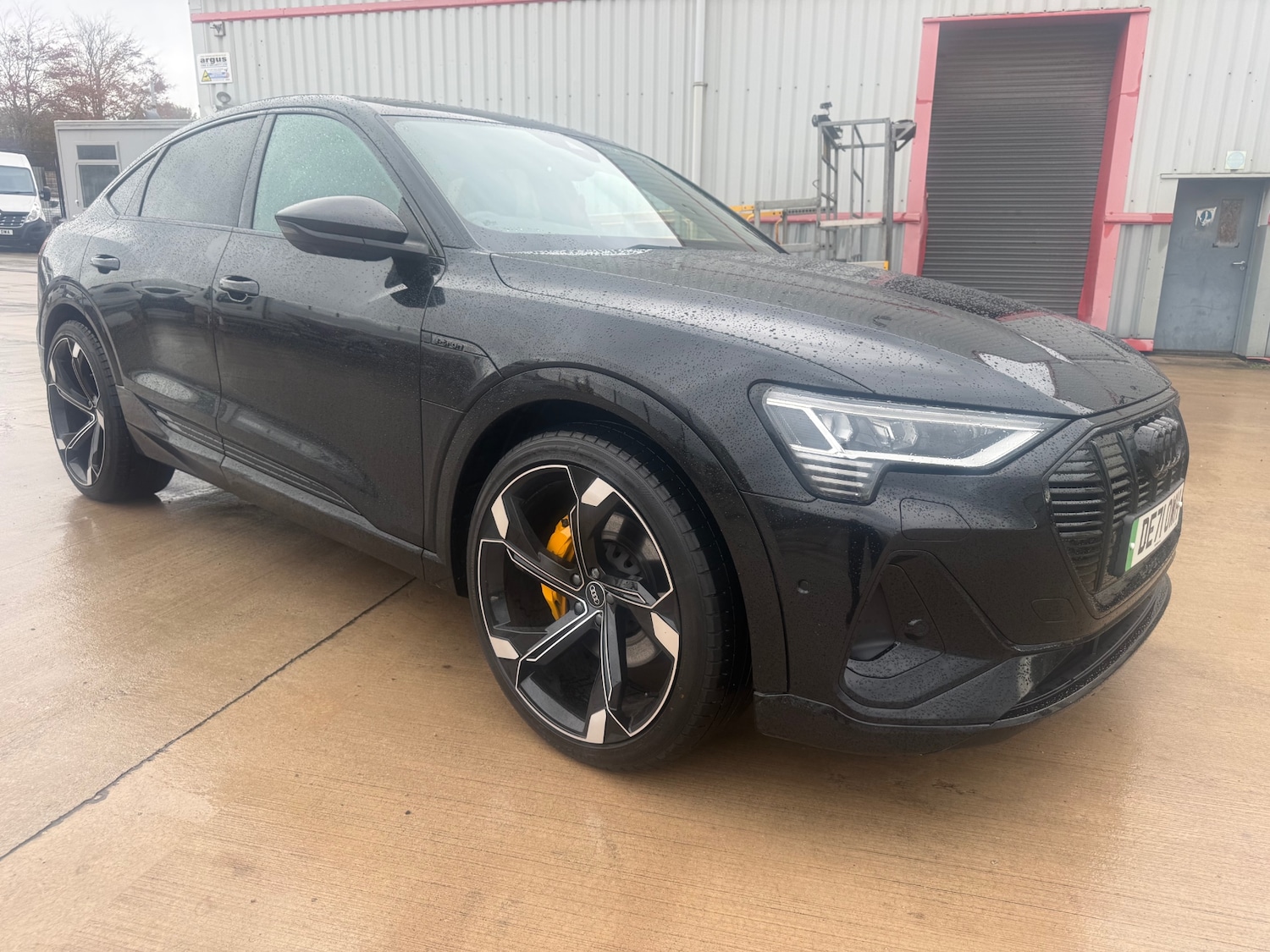 Used Audi e-tron 2021 for sale - 76693143: Photo 2