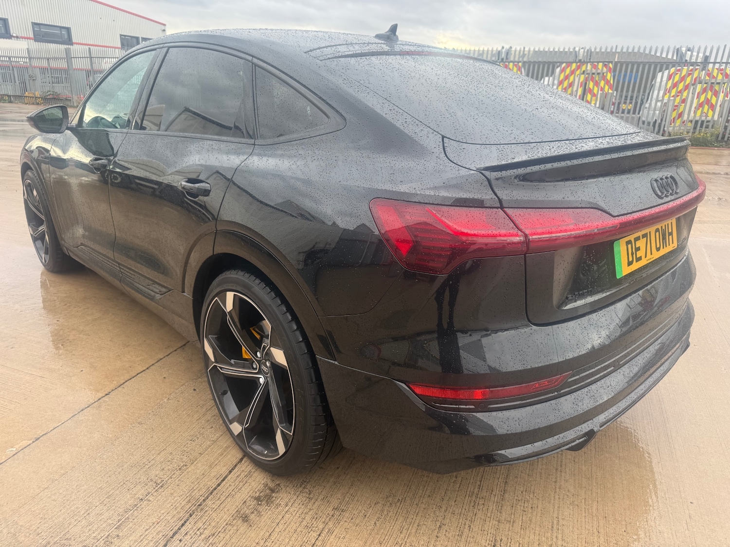 Used Audi e-tron 2021 for sale - 76693143: Photo 5