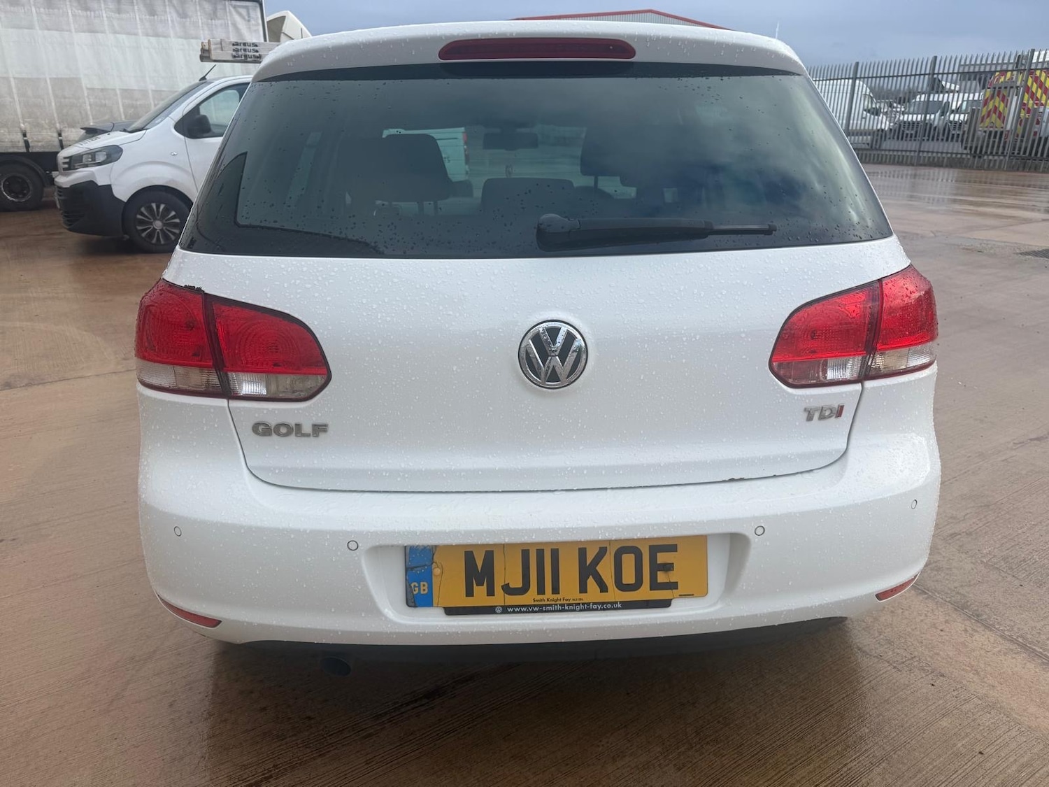 Used Volkswagen Golf 2011 for sale - 77233969: Photo 12