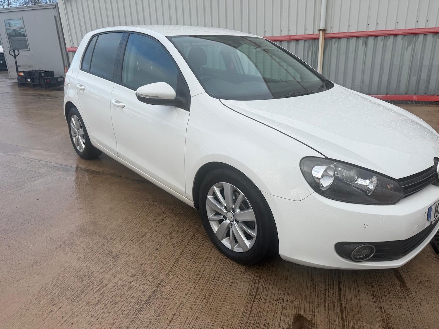 Used Volkswagen Golf 2011 for sale - 77233969: Photo 6