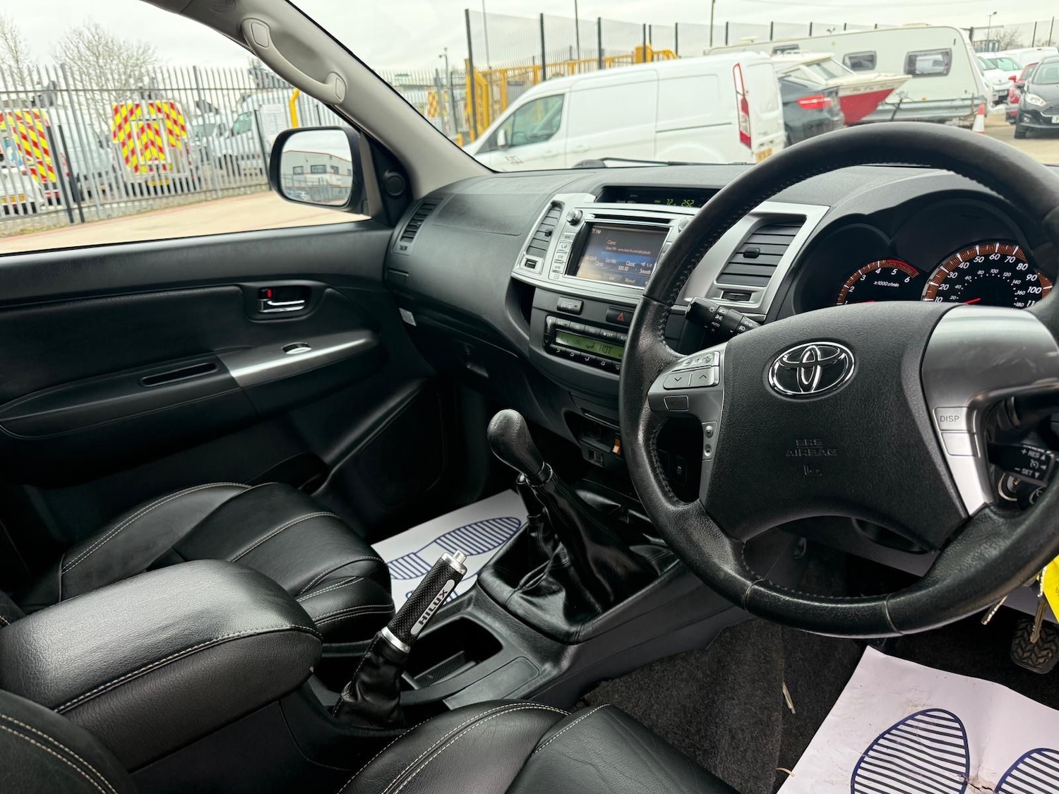 Used Toyota Hilux 2015 for sale - 77591977: Photo 19