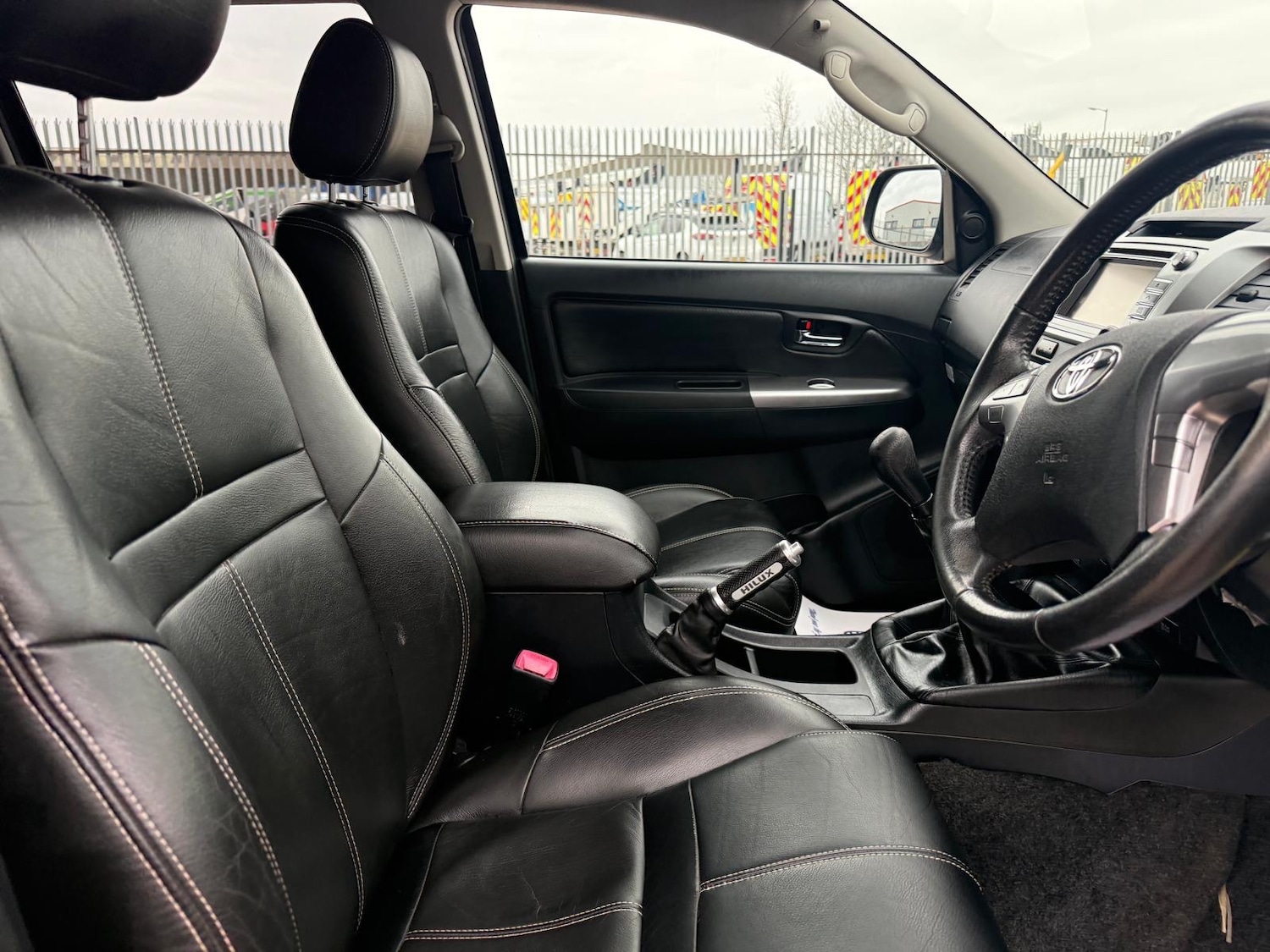 Used Toyota Hilux 2015 for sale - 77591977: Photo 21