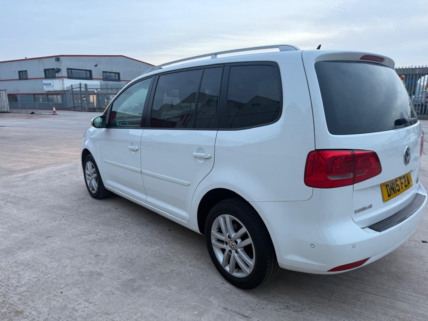 Used Volkswagen Touran 2015 for sale - 76940121: Photo 12