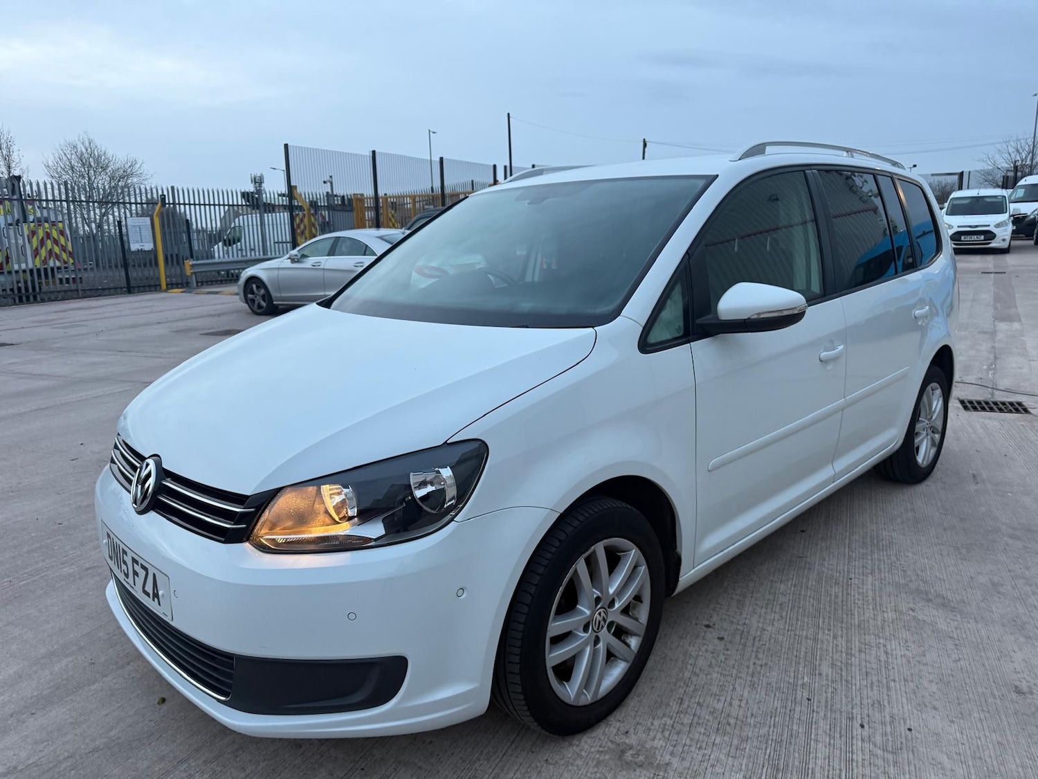 Used Volkswagen Touran 2015 for sale - 76940121: Photo 8