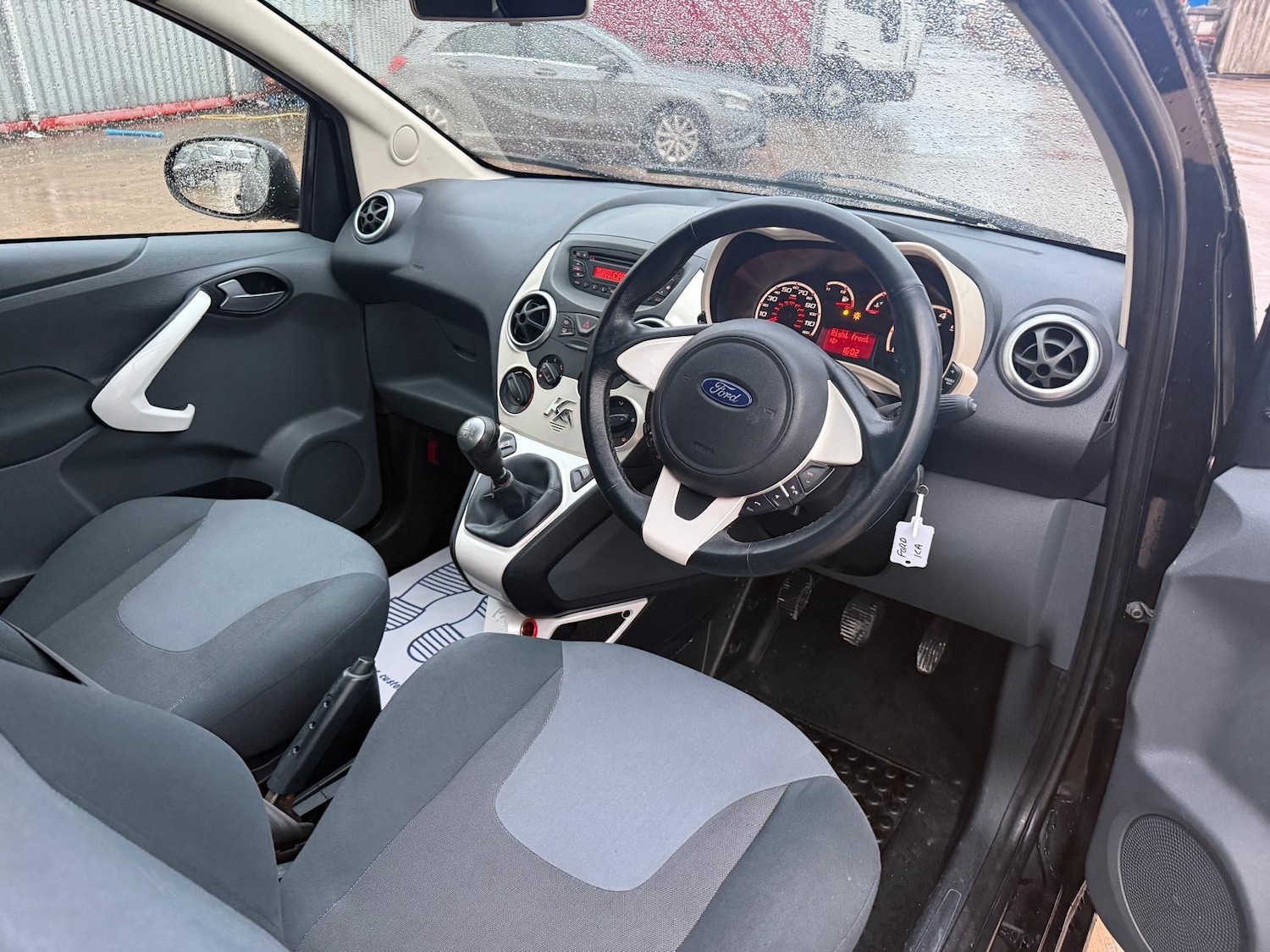 Used Ford Ka 2010 for sale - 77532324: Photo 15