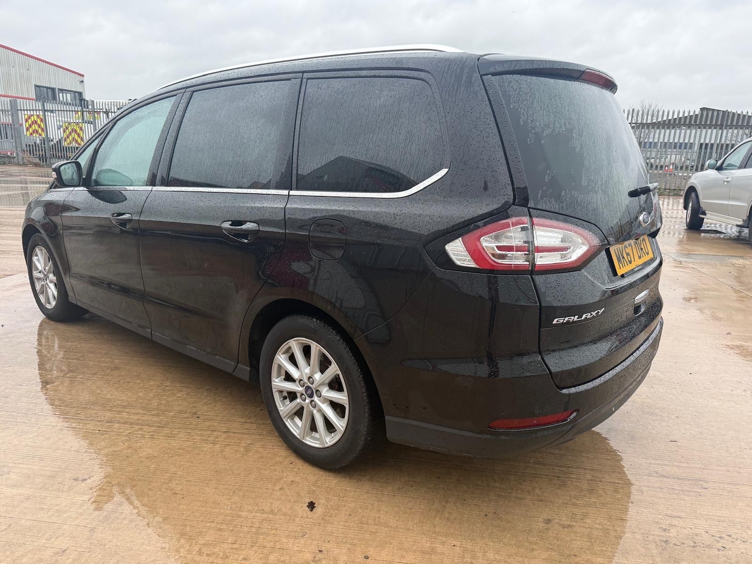 Used Ford Galaxy 2017 for sale - 76588492: Photo 20