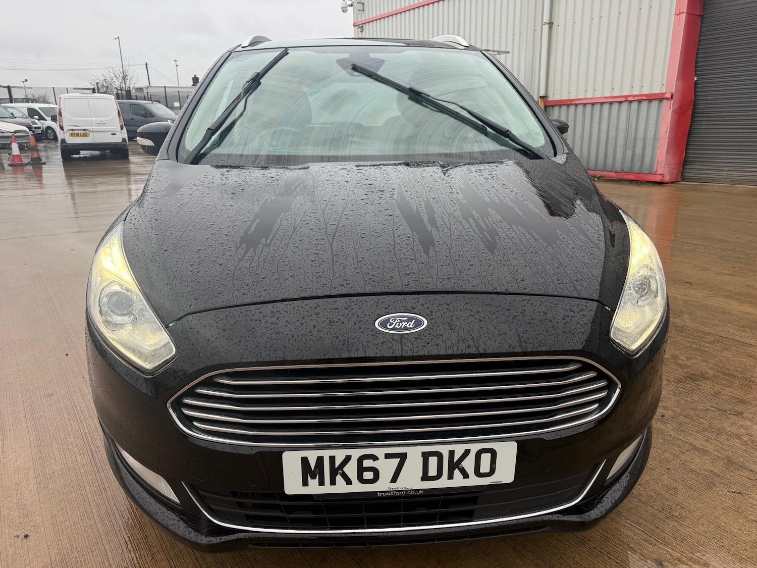 Used Ford Galaxy 2017 for sale - 76588492: Photo 5