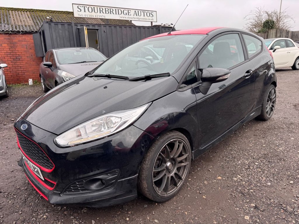 Used Ford Fiesta 2015 for sale - 77401339: Photo 2