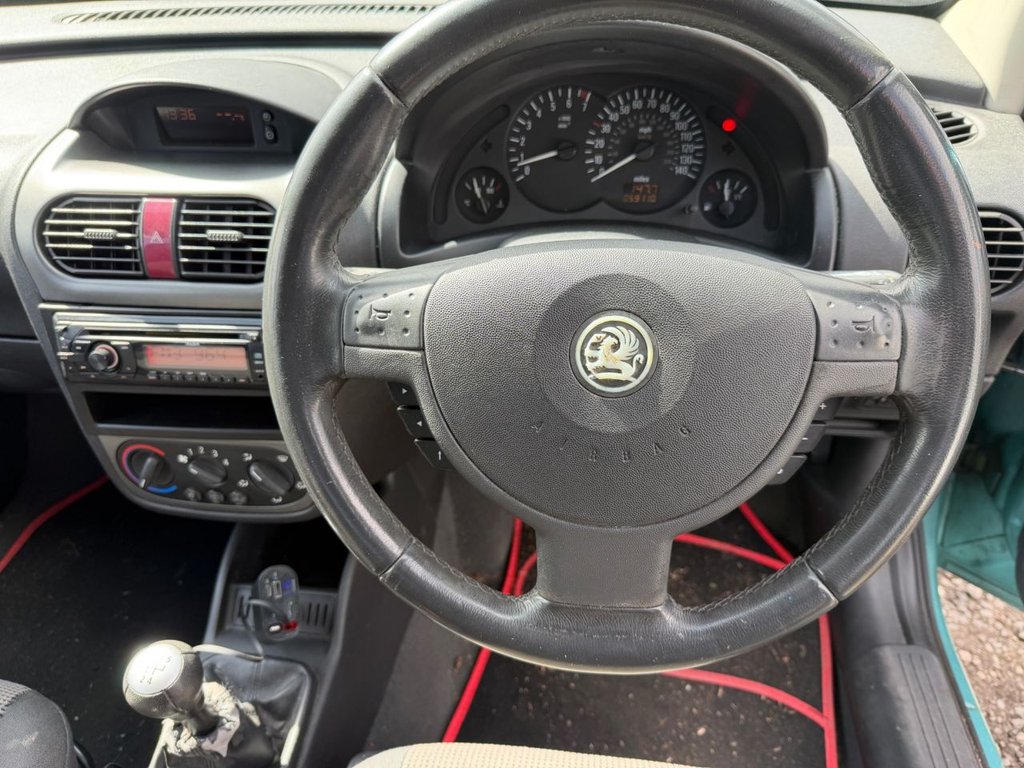 Used Vauxhall Corsa 2004 for sale - 78212909: Photo 11