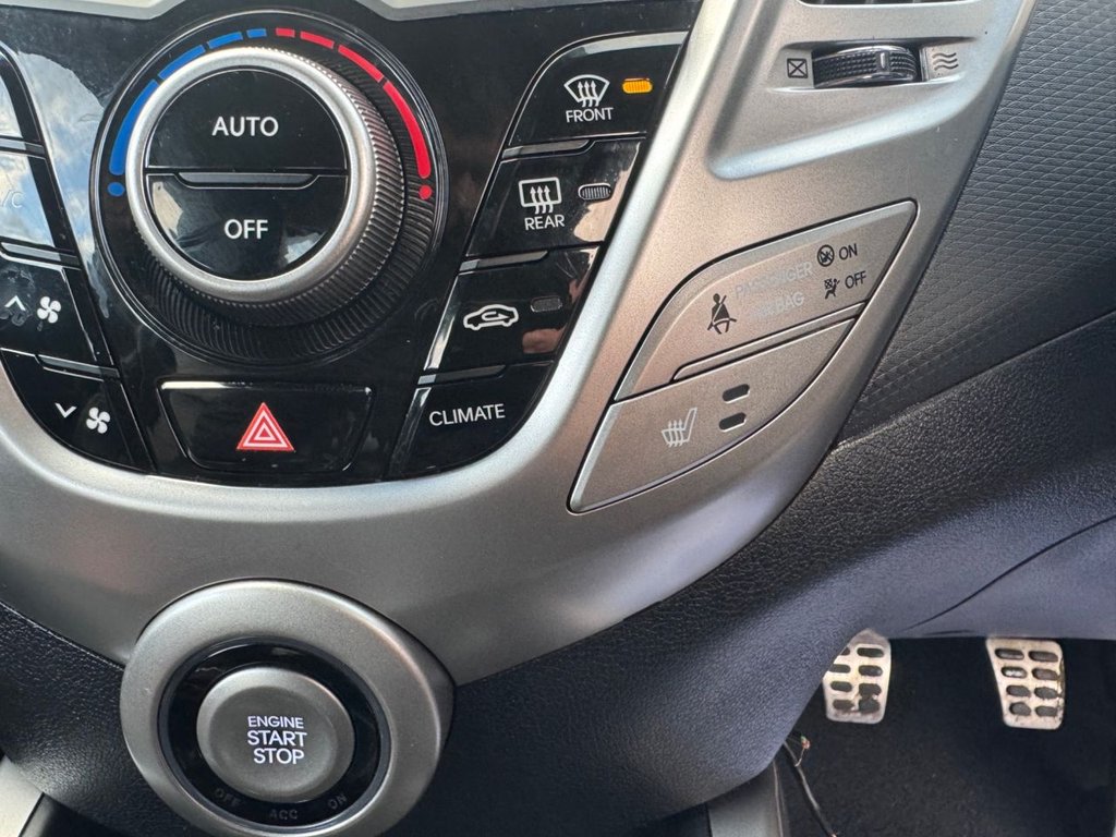 Used Hyundai Veloster 2013 for sale - 76848327: Photo 15