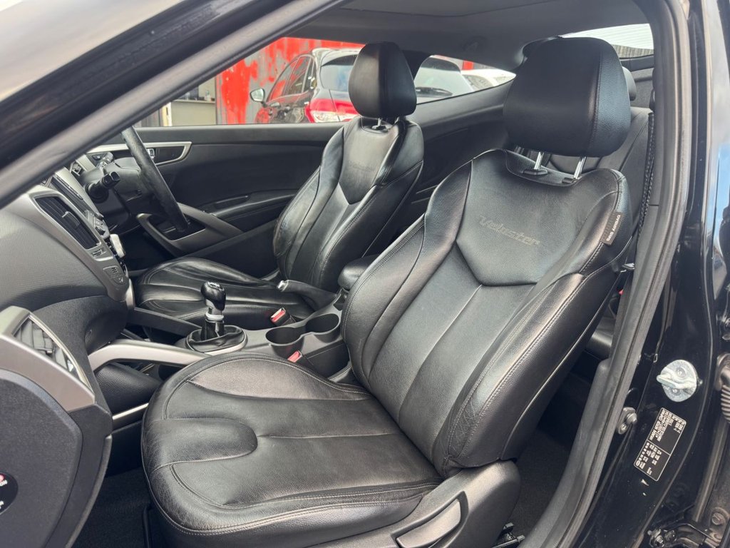 Used Hyundai Veloster 2013 for sale - 76848327: Photo 22