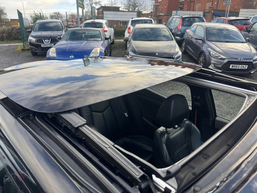 Used Hyundai Veloster 2013 for sale - 76848327: Photo 7