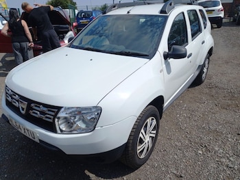 Used Dacia Duster 2014 for sale - 75585794: Photo