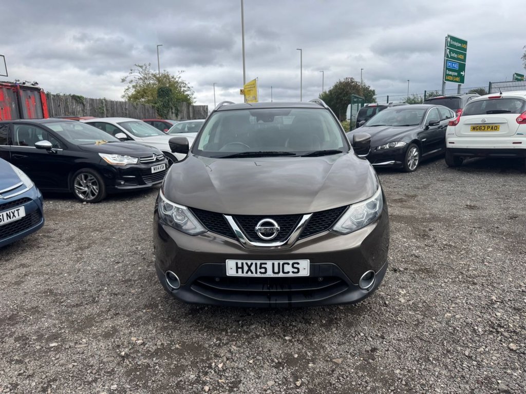 Used Nissan Qashqai 2015 for sale - 76010234: Photo 2