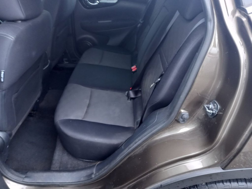 Used Nissan Qashqai 2015 for sale - 76868098: Photo 18