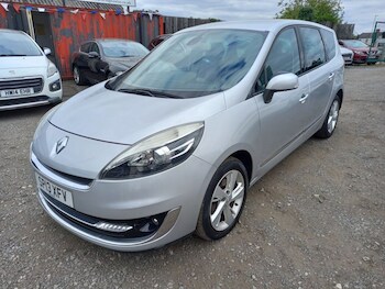 Used Renault Grand Scenic 2013 for sale - 75666417: Photo