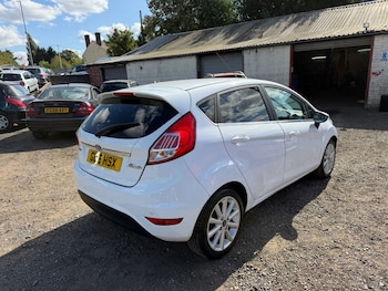 Used Ford Fiesta 2016 for sale - 79449892: Photo