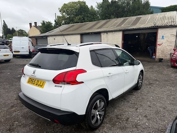 Used Peugeot 2008 2015 for sale - 78887404: Photo
