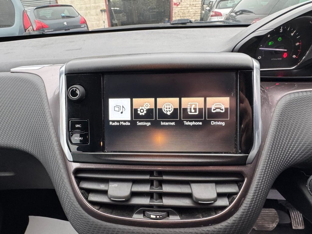 Used Peugeot 2008 2014 for sale - 77594180: Photo 10