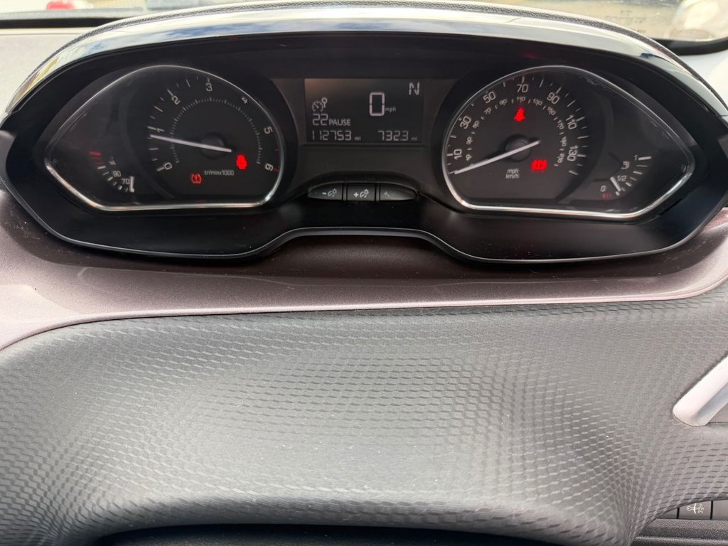 Used Peugeot 2008 2014 for sale - 77594180: Photo 18